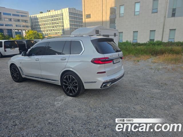 BMW X7 2026 — Şəkil 12/12