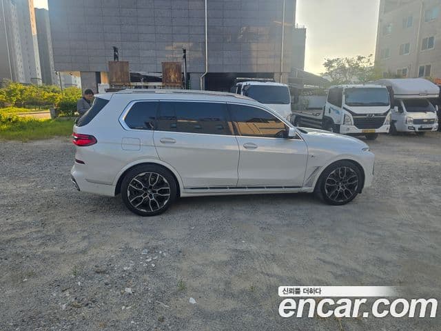 BMW X7 2026 — Şəkil 4/12