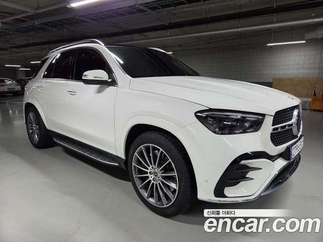 Mercedes-Benz GLE-Class 2025 — Photo 3/17
