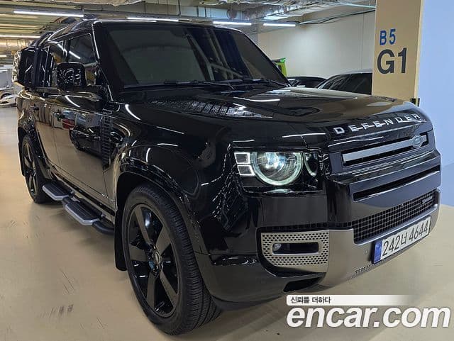 Land Rover Defender 2023 — ფოტო 11/20