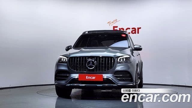 Mercedes-Benz GLS-Class 2022 — Photo 17/38