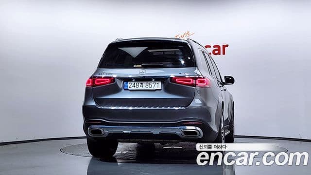 Mercedes-Benz GLS-Class 2022 — Photo 24/38