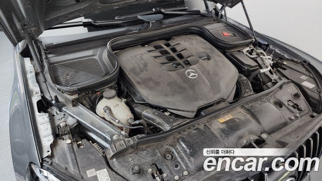Mercedes-Benz GLS-Class 2022 — Photo 23/38