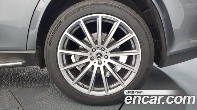 Mercedes-Benz GLS-Class 2022 — Photo 4/38