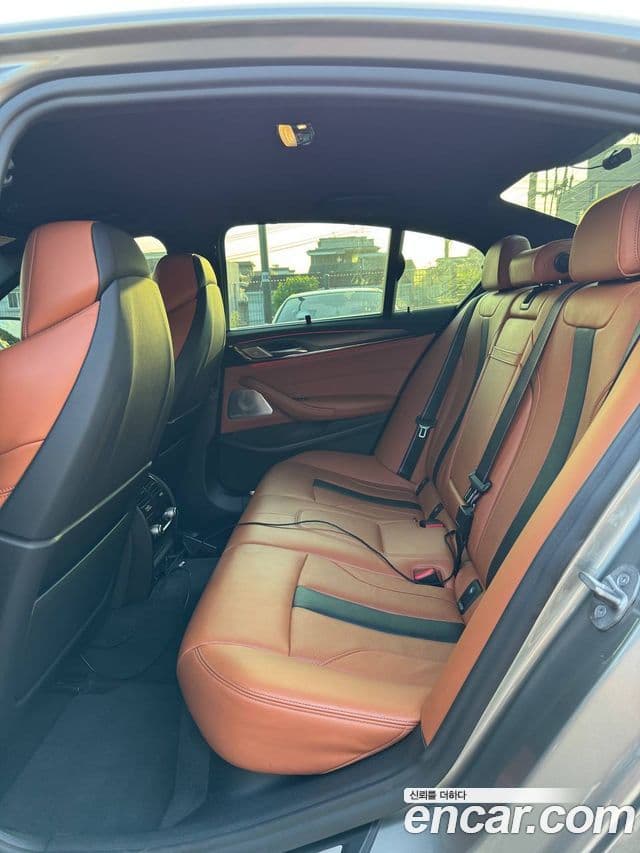 BMW M5 2020 — Photo 15/20
