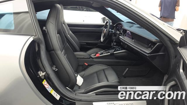Porsche 911 2023 — Photo 24/31
