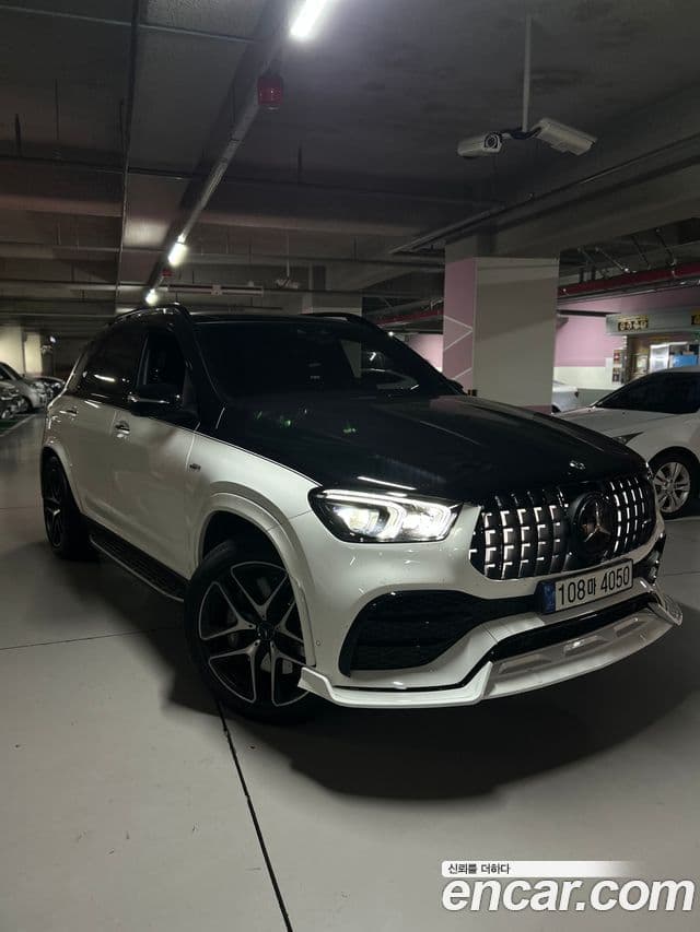 Mercedes-Benz GLE-Class 2020 — Photo 10/10