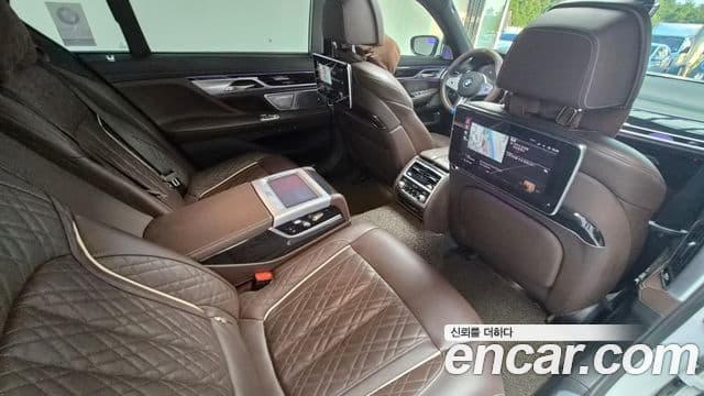 BMW 7 Series 2020 — Photo 20/20