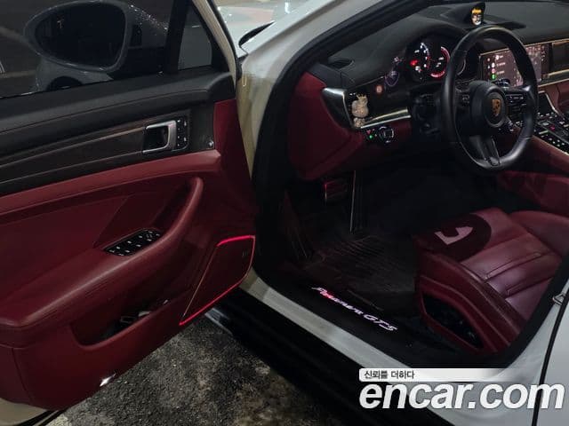 Porsche Panamera 2022 — Photo 18/20