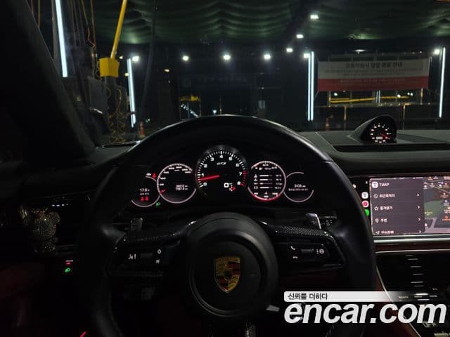 Porsche Panamera 2022 — Photo 7/20