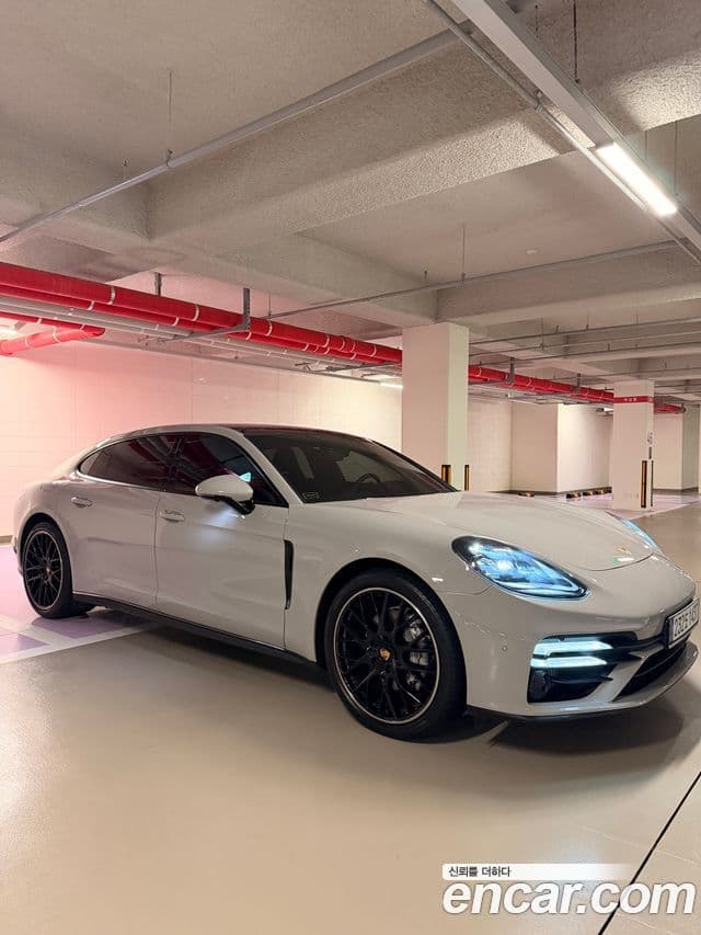 Porsche Panamera 2023 — Photo 12/12