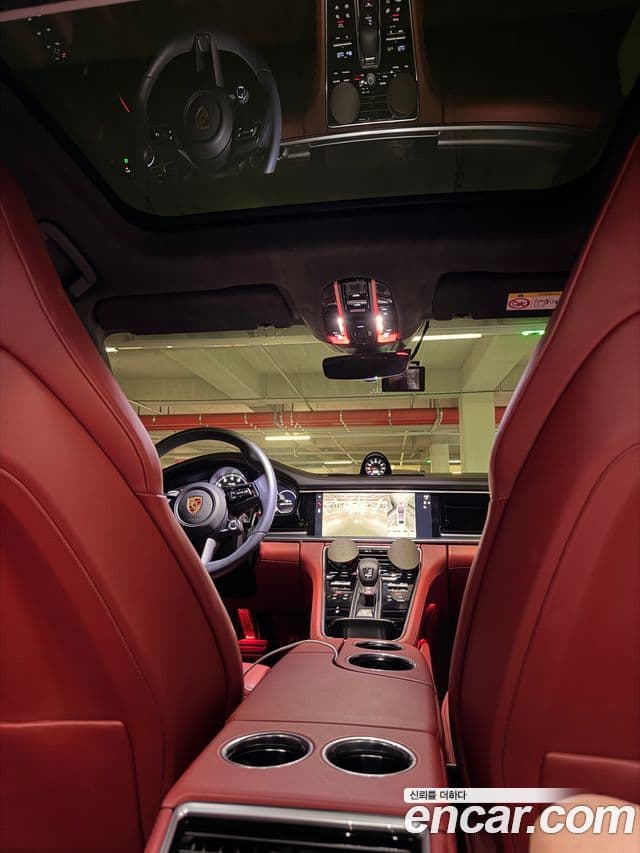 Porsche Panamera 2023 — Photo 5/12