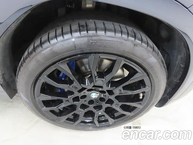 BMW X6 2023 — ფოტო 7/20