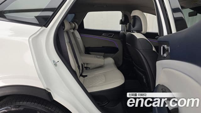 Kia Sportage 2022 — Photo 28/32