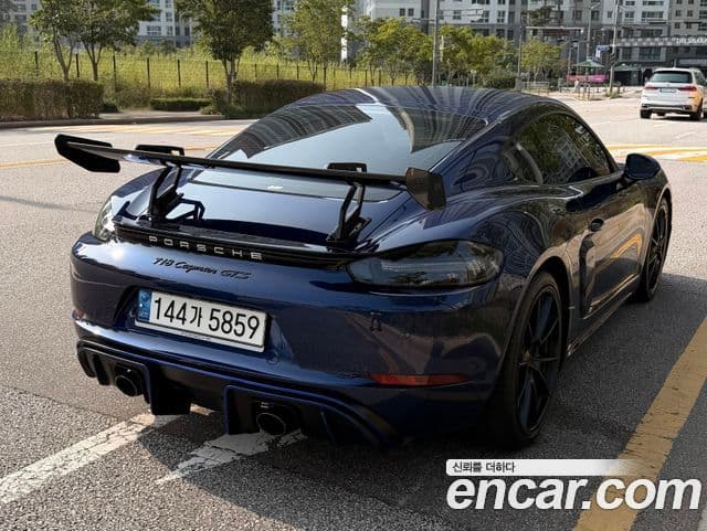 Porsche 718 Cayman 2021 — Photo 15/19