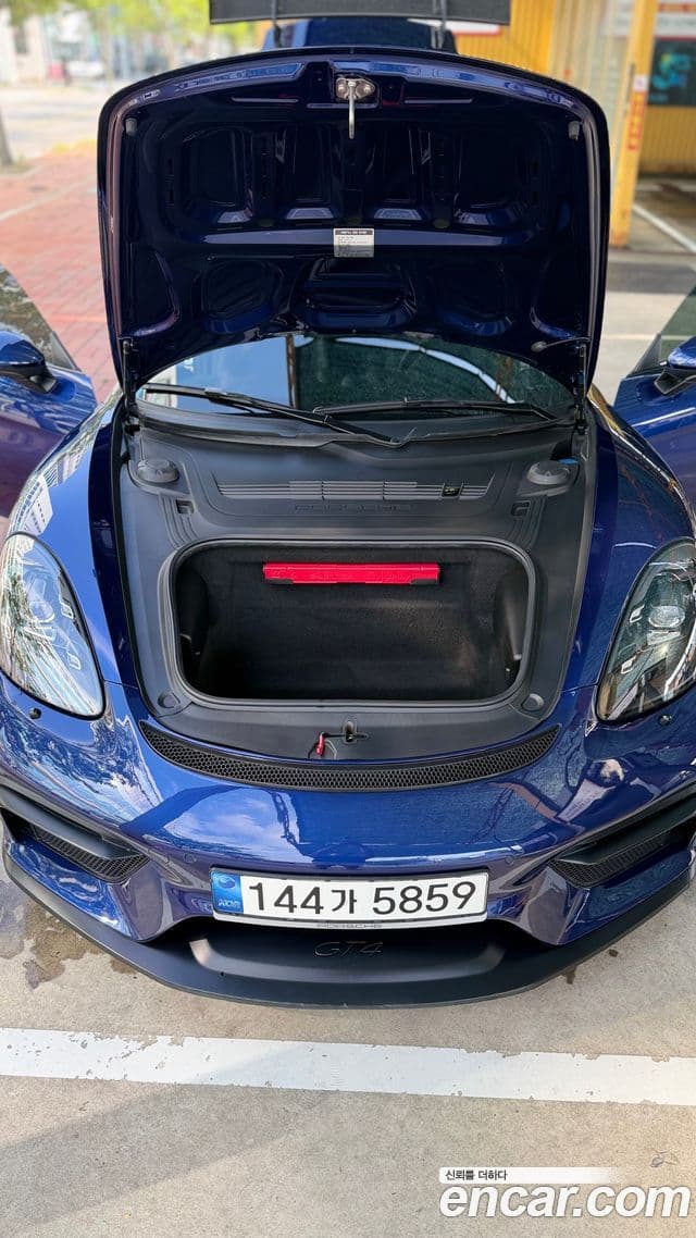 Porsche 718 Cayman 2021 — Photo 10/19
