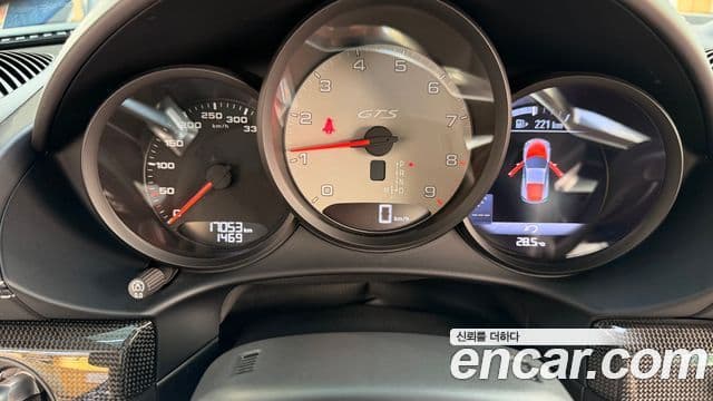 Porsche 718 Cayman 2021 — Photo 13/19