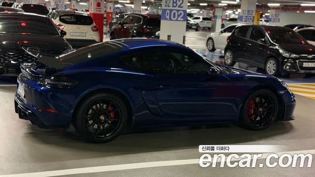 Porsche 718 Cayman 2021 — Photo 17/19
