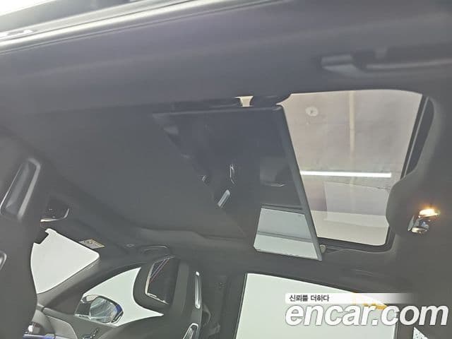 BMW 7 Series 2025 — Photo 2/20