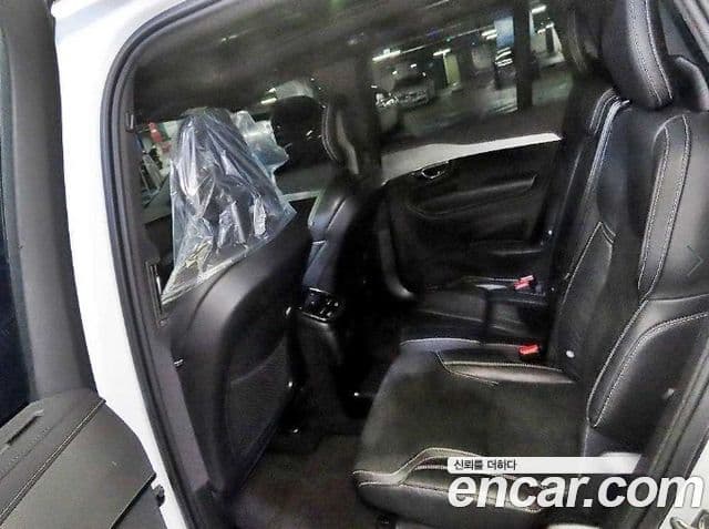 Volvo XC90 2020 — Photo 2/20