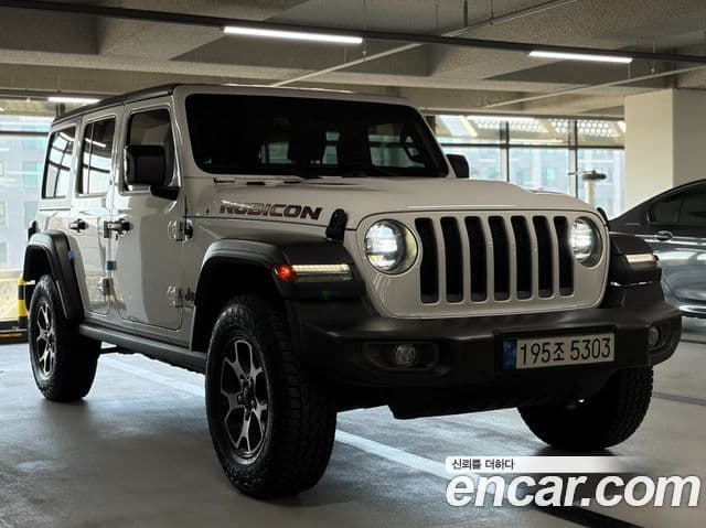 Jeep Wrangler 2021 — ფოტო 10/20