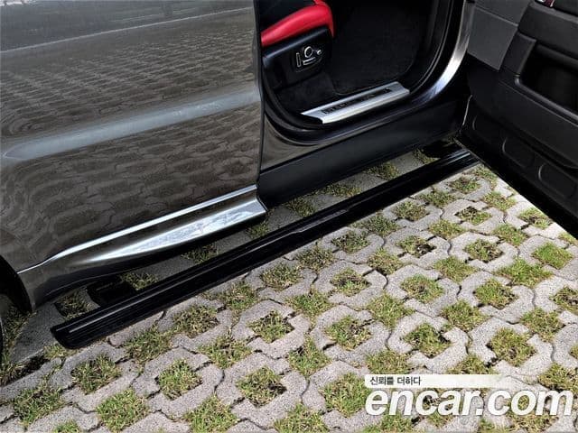 Land Rover Range Rover Sport 2019 — Photo 16/20
