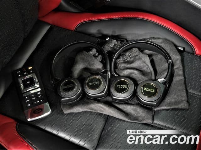 Land Rover Range Rover Sport 2019 — Photo 15/20