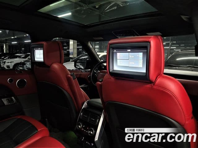 Land Rover Range Rover Sport 2019 — Photo 12/20