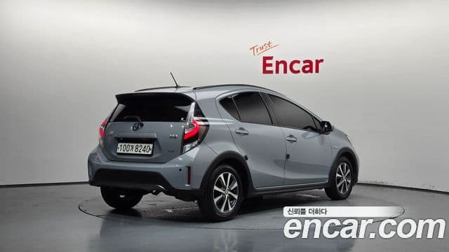 Toyota Prius C 2020 — Şəkil 9/31