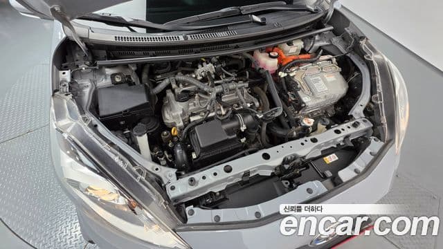 Toyota Prius C 2020 — Şəkil 26/31