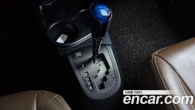 Toyota Prius C 2020 — Şəkil 29/31