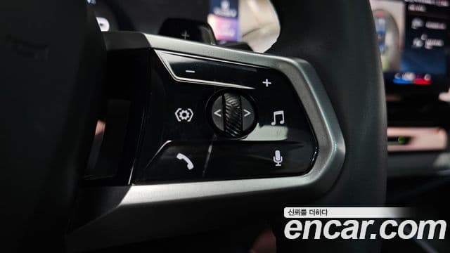BMW 5 Series 2024 — Şəkil 8/36
