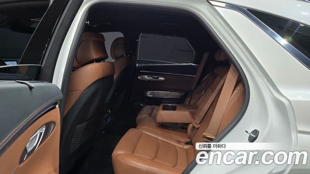Genesis GV70 2025 — Şəkil 16/30