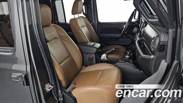 Jeep Gladiator 2021 — Photo 9/31