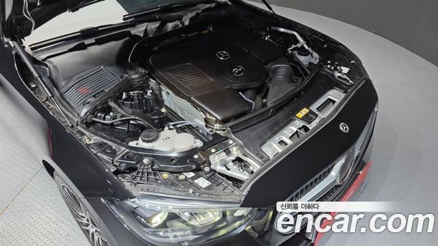 Mercedes-Benz C-Class 2022 — ფოტო 8/31