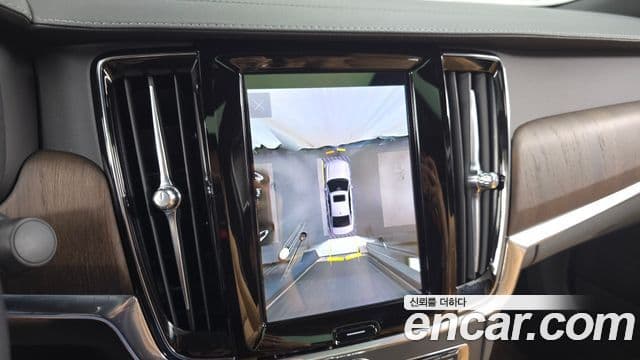 Volvo S90 2022 — ფოტო 33/33