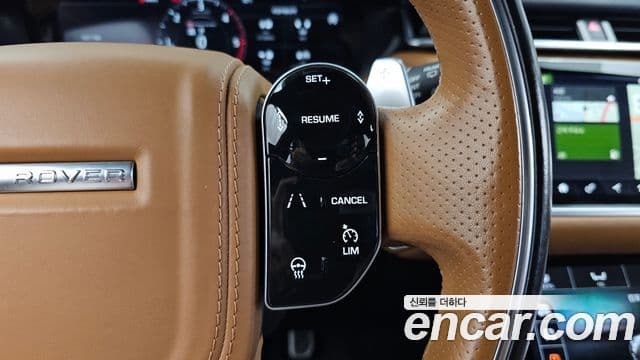 Land Rover Range Rover Velar 2019 — ფოტო 28/38