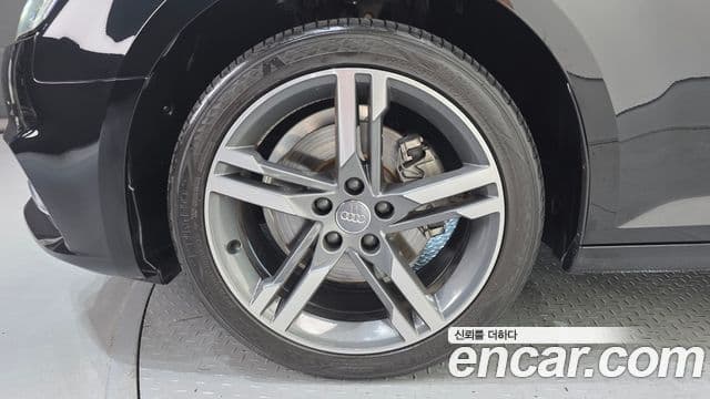 Audi A4 2019 — Şəkil 19/20