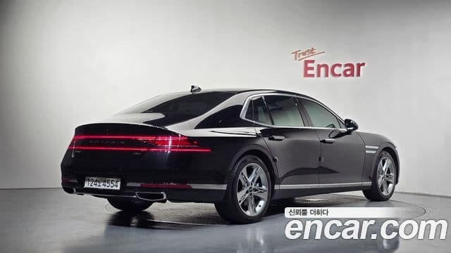 Genesis G90 2022 — Şəkil 18/20