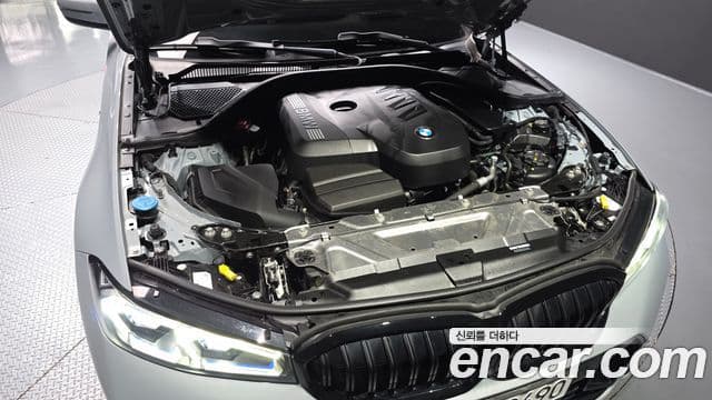 BMW 3 Series 2025 — Photo 3/32