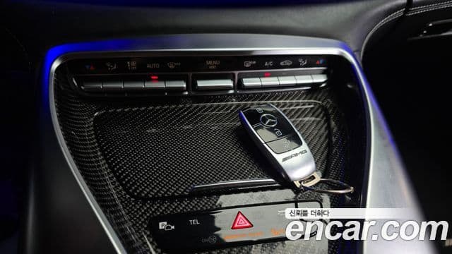 Mercedes-Benz AMG GT 2023 — Photo 37/43