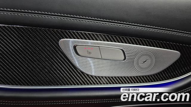 Mercedes-Benz AMG GT 2023 — Photo 26/43