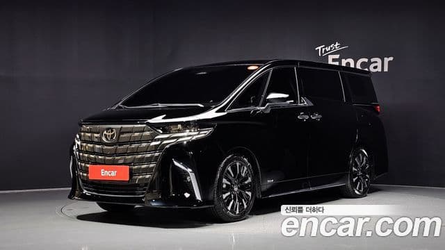 Toyota Alphard 2025 — Фото 1/20