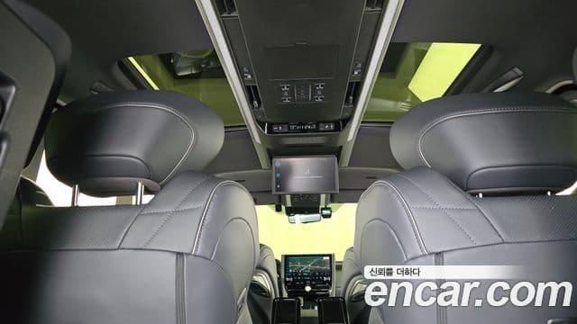 Toyota Alphard 2025 — Фото 15/20