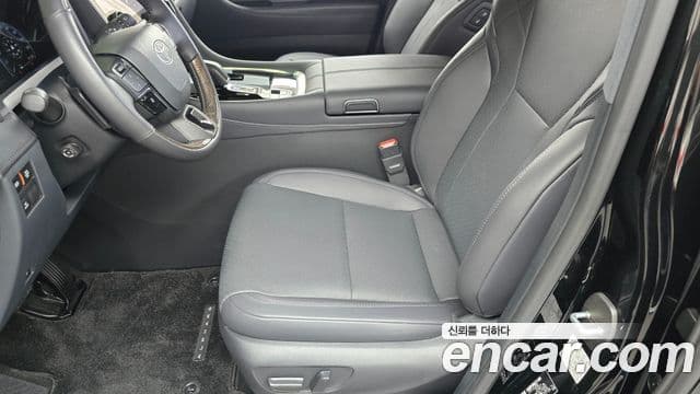Toyota Alphard 2025 — Şəkil 20/34
