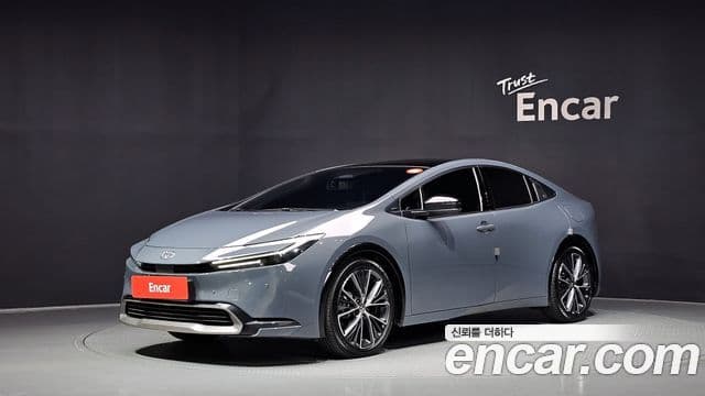 Toyota Prius 2024 — Şəkil 4/33