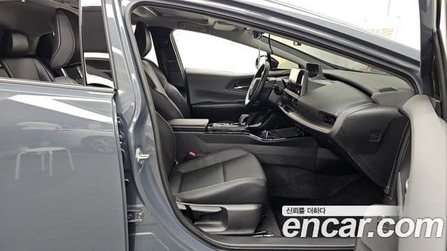 Toyota Prius 2024 — Şəkil 17/33