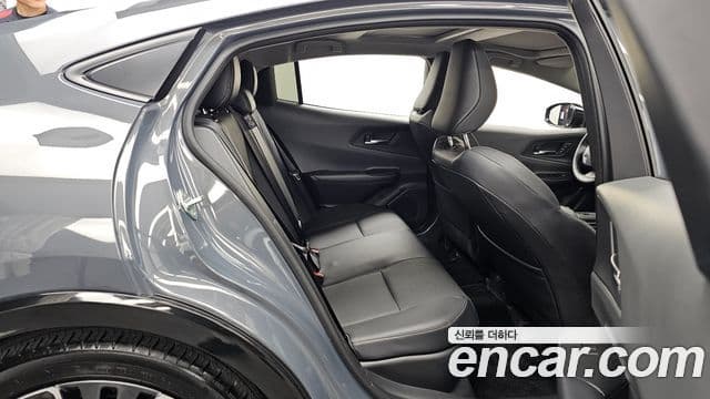 Toyota Prius 2024 — Şəkil 5/33