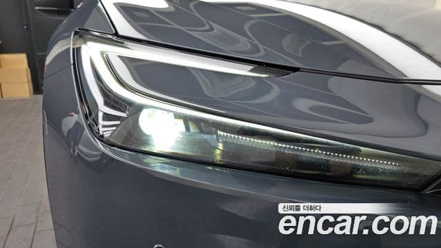 Toyota Prius 2024 — Şəkil 9/33