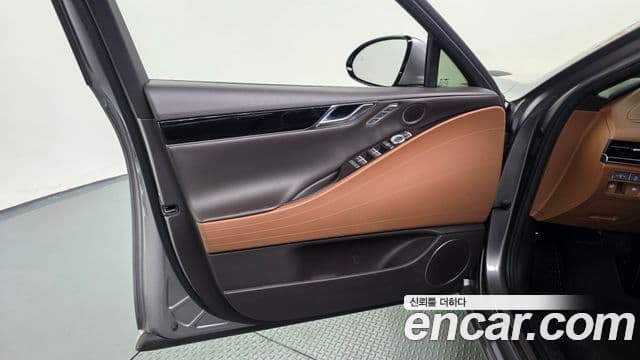 Genesis G80 2022 — Şəkil 31/38